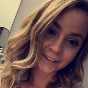 Meet your Posher, Janelle